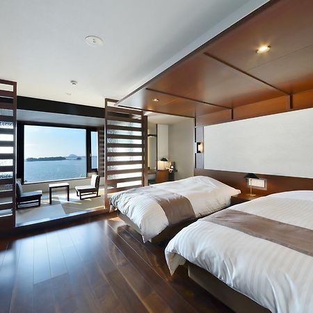 Uminoyasuragi Hotel Ryugu Kami Amakusa Bagian luar foto